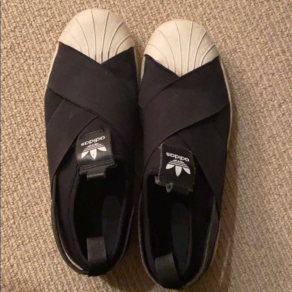 Adidas wrap up sneaker